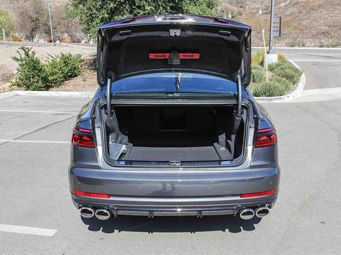 New 2025 Audi S8 image 23