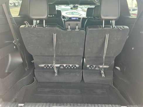 Used 2025 Chrysler Pacifica Select FWD image 24