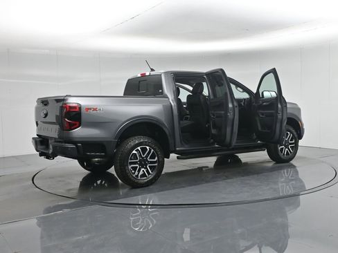 Used 2024 Ford Ranger Lariat w/ FX4 Off-Road Package image 6