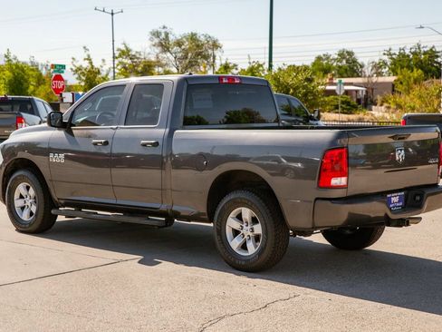 Used 2017 RAM 1500 Express AWD/4WD image 7