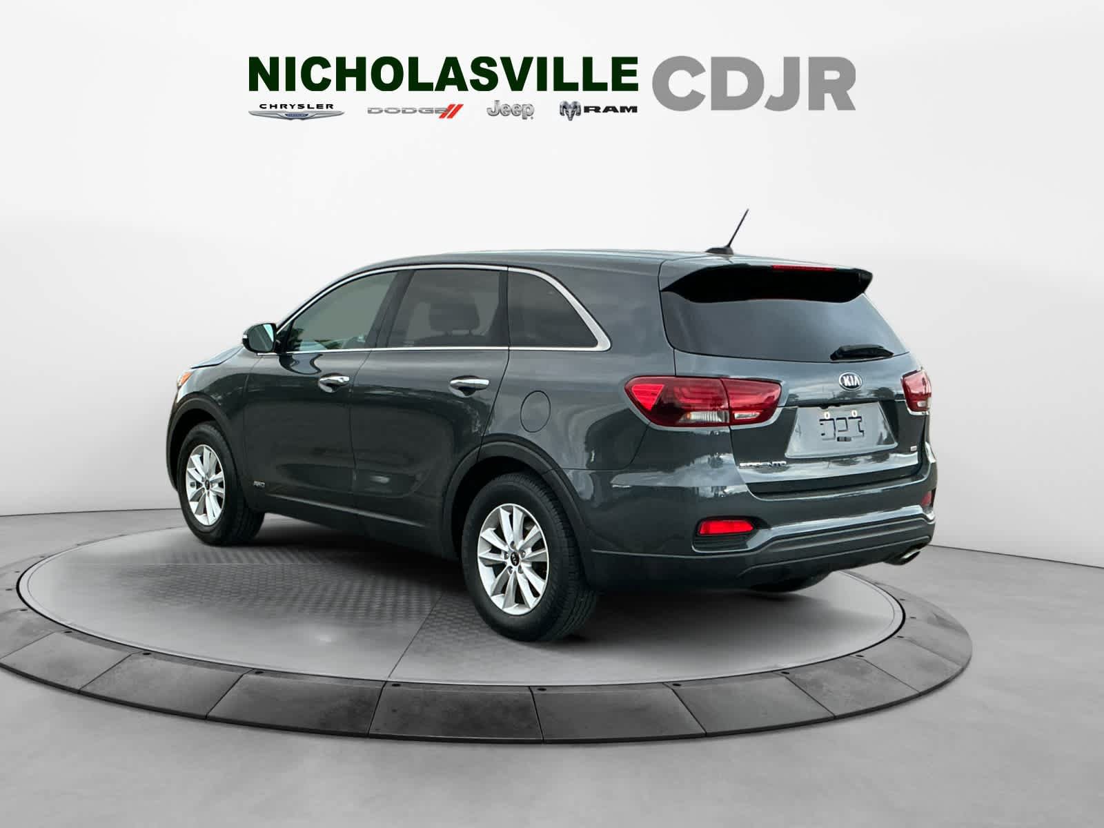 Used 2020 Kia Sorento LX AWD/4WD image 3