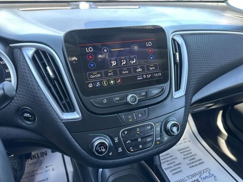 Used 2023 Chevrolet Malibu LT w/ Sport Edition image 18