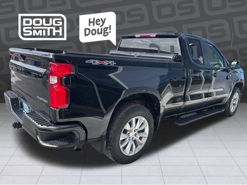 Used 2021 Chevrolet Silverado 1500 Custom AWD/4WD image 4