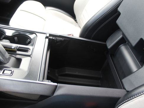 Used 2023 Ford F150 Lightning Platinum AWD/4WD image 39