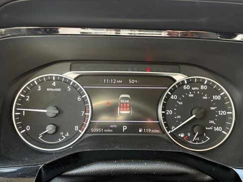 Used 2024 Nissan Pathfinder SV image 8