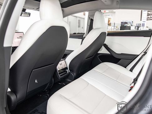 Used 2025 Tesla Model 3 Long Range RWD image 28