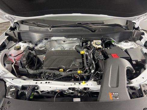 New 2026 Chevrolet Trax RS w/ Driver Confidence Package FWD image 3
