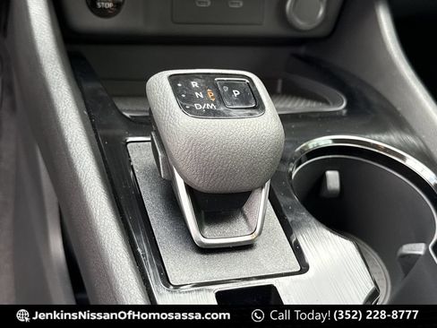 Certified 2026 Nissan Rogue S FWD image 38