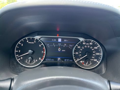 Certified 2024 Nissan Altima 2.5 SL AWD/4WD image 12