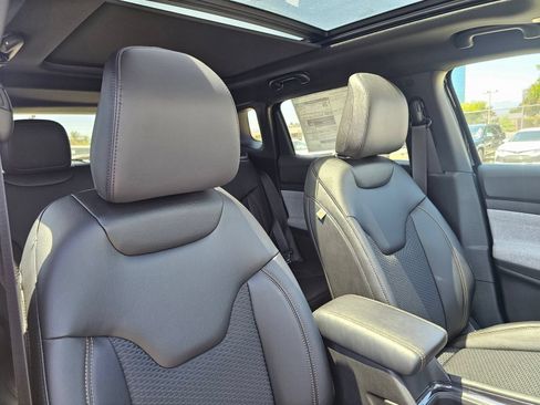 New 2026 Jeep Compass Latitude AWD/4WD image 26
