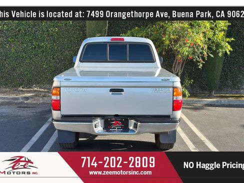 Used 2004 Toyota Tacoma PreRunner RWD image 10