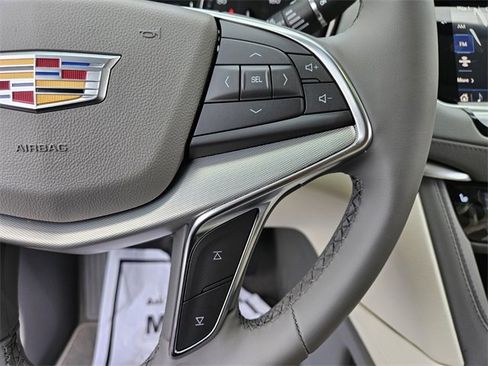 New 2025 Cadillac XT5 Premium Luxury w/ Technology Package image 29