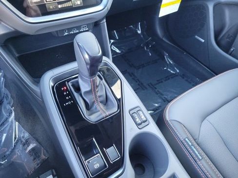 New 2026 Subaru Crosstrek 2.5i Limited w/ Crosstrek Mirror Package AWD/4WD image 16