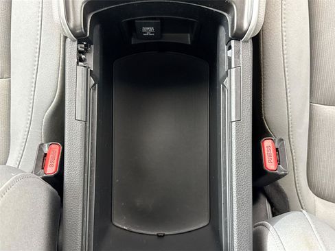 Used 2019 Honda Accord LX image 30