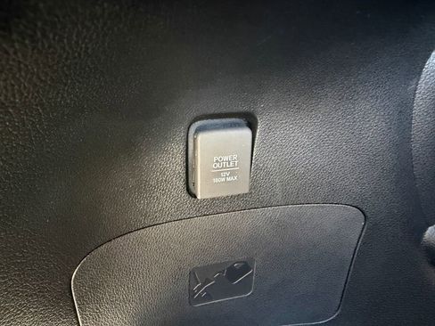 Used 2022 Honda Pilot Elite image 10