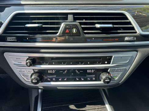 Used 2017 BMW 740i RWD image 25
