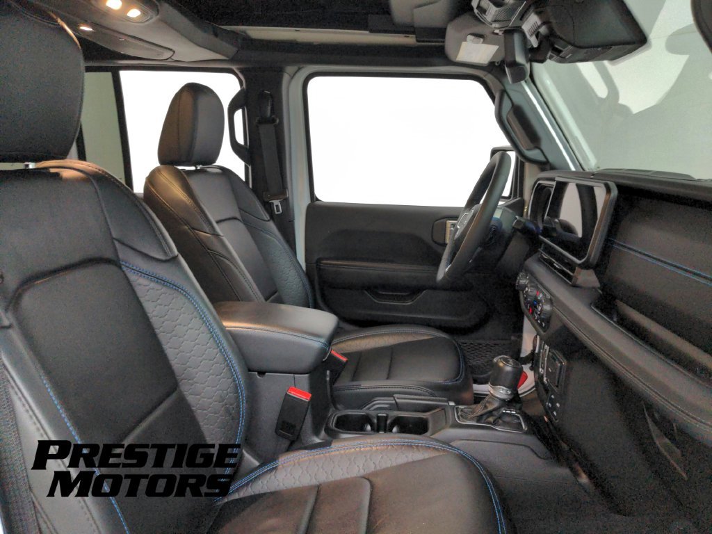 Used 2024 Jeep Wrangler High Altitude AWD/4WD image 26