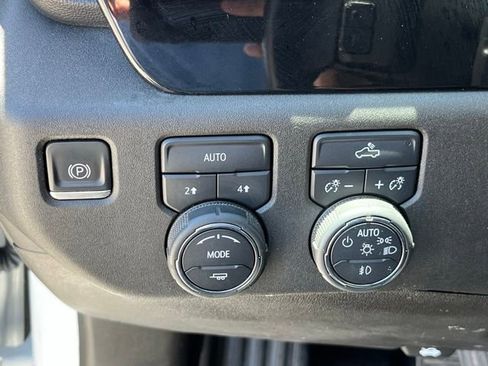 Used 2023 Chevrolet Silverado 1500 RST w/ Rally Edition AWD/4WD image 13