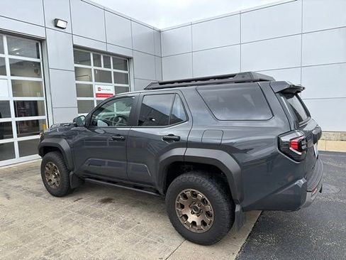 Used 2025 Toyota 4Runner Trailhunter AWD/4WD image 15