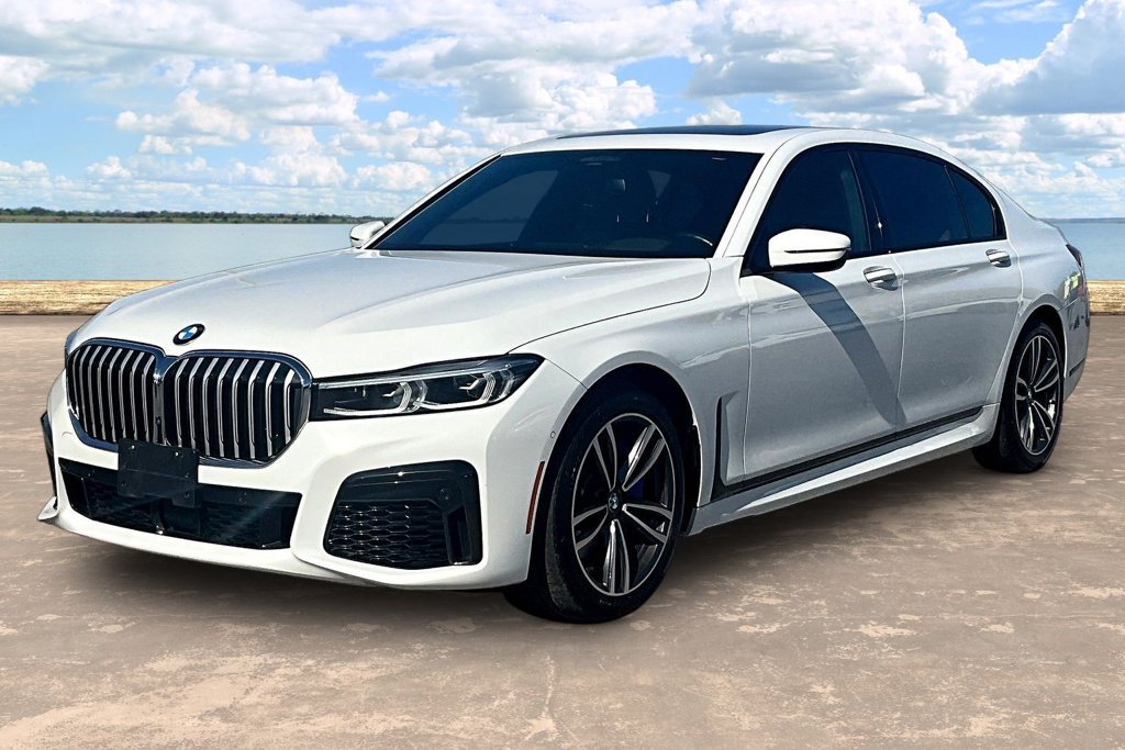 Used 2022 BMW 750i xDrive w/ Executive Package AWD/4WD image 1