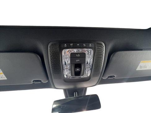 Used 2022 Mercedes-Benz GLA 250 4MATIC w/ Premium Package Lite image 43