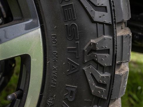 Used 2020 Chevrolet Silverado 1500 LT Trail Boss image 10