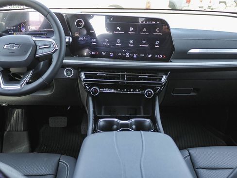 New 2026 Chevrolet Traverse LT w/ Midnight/Sport Edition image 12