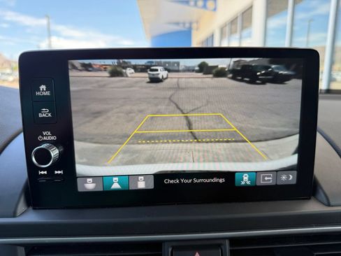 Certified 2025 Honda Pilot EX-L image 23