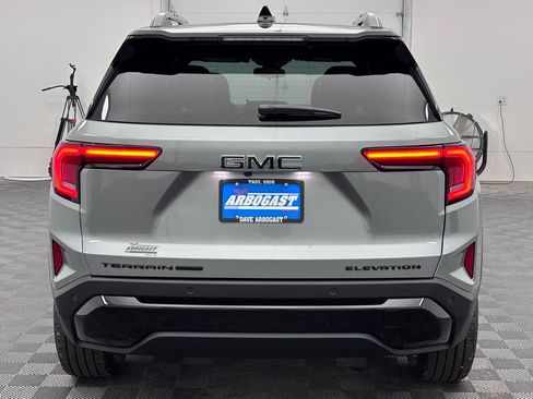 New 2026 GMC Terrain Elevation w/ Elevation Premium Package image 9