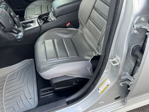 Used 2023 Dodge Charger R/T w/ Blacktop Package RWD image 8