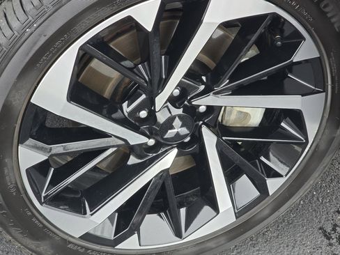 Used 2024 Mitsubishi Outlander SEL image 10