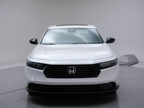 Used 2024 Honda Accord Sport image 18