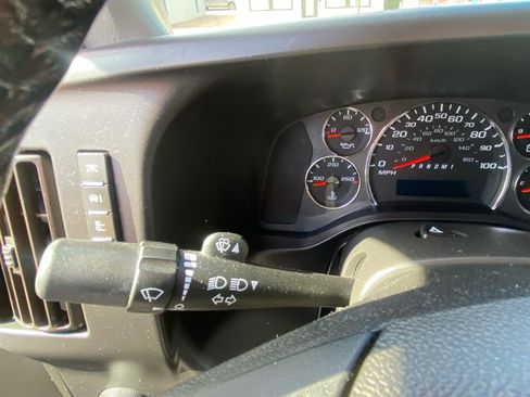 Used 2021 Chevrolet Express 2500 w/ Driver Convenience Package RWD image 25