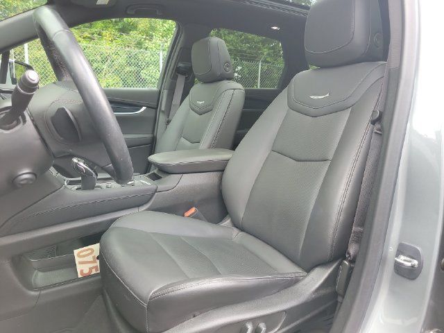 Certified 2024 Cadillac XT5 Premium Luxury FWD image 25