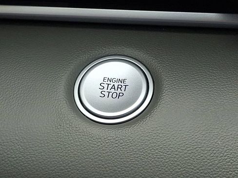 Used 2023 Hyundai Elantra SEL FWD image 24