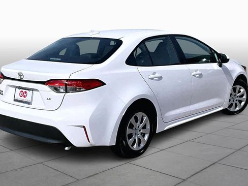 Used 2026 Toyota Corolla LE FWD image 13