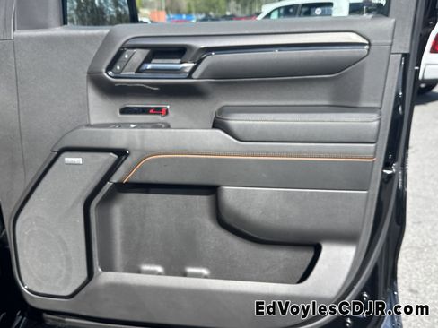 Used 2023 GMC Sierra 1500 AT4 w/ AT4 Premium Package image 18