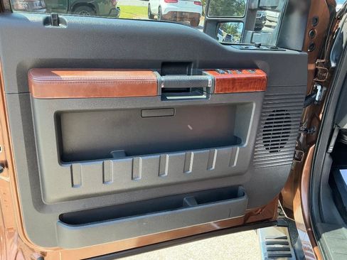 Used 2011 Ford F350 King Ranch w/ King Ranch w/Chrome Pkg image 15