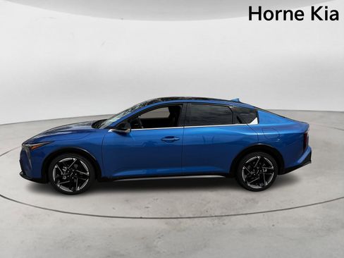 New 2025 Kia K4 GT-Line w/ GT-Line Sunroof Package image 6