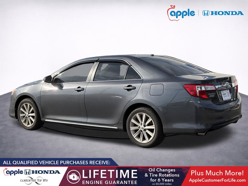 Used 2012 Toyota Camry XLE FWD image 4