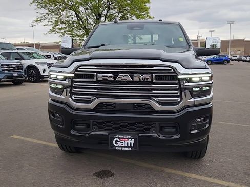 Used 2025 RAM 2500 Laramie AWD/4WD image 4