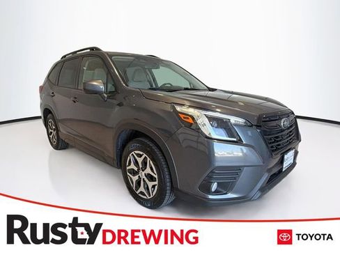 Used 2023 Subaru Forester Premium AWD/4WD image 1