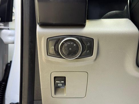 Used 2020 Ford F150 XL w/ Equipment Group 101A Mid RWD image 17
