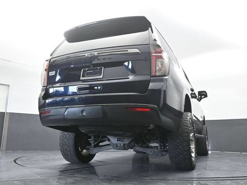 Used 2022 Chevrolet Suburban Z71 w/ Luxury Package AWD/4WD image 74
