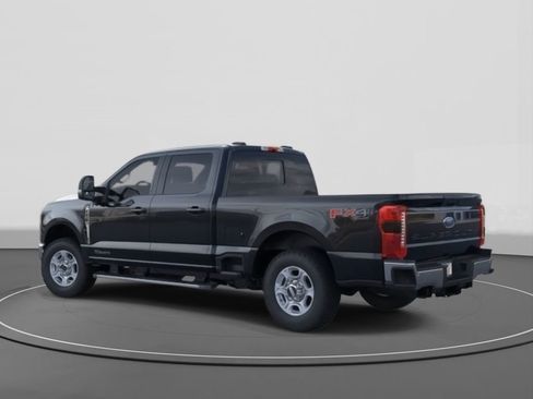 New 2026 Ford F250 XLT w/ XLT Premium Package image 4