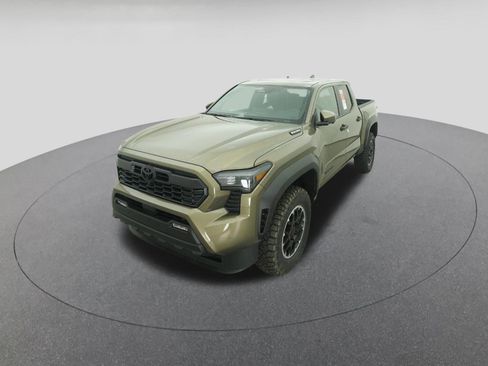 New 2026 Toyota Tacoma TRD Off-Road w/ TRD Off Road Premium Package AWD/4WD image 16