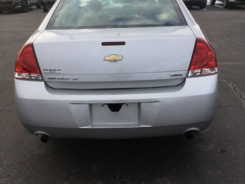 Used 2015 Chevrolet Impala LT w/ LT Sunroof Package image 5
