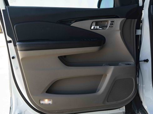 Used 2018 Honda Pilot Elite image 36