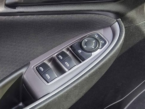 Used 2020 Chevrolet Malibu LS image 16