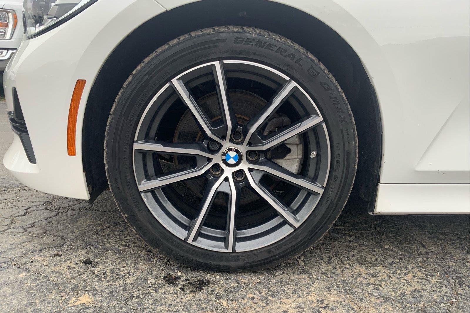 Used 2021 BMW 330i xDrive Sedan w/ Convenience Package AWD/4WD image 30